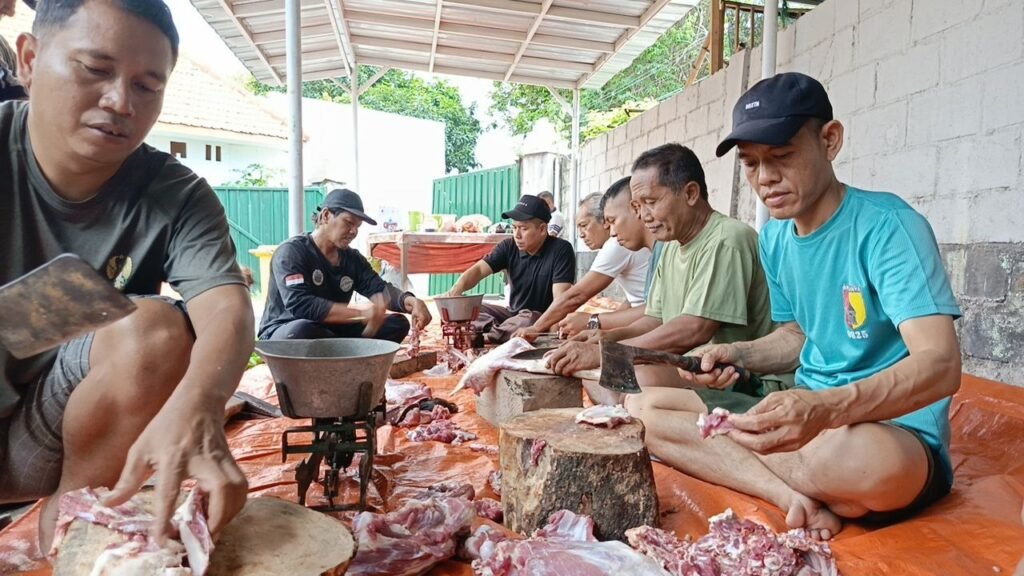 Penuh Khidmat Dan Kebersamaan Kodim 0825/Banyuwangi Gelar Shalat Idul Adha Dan Penyaluran Hewan Qurban